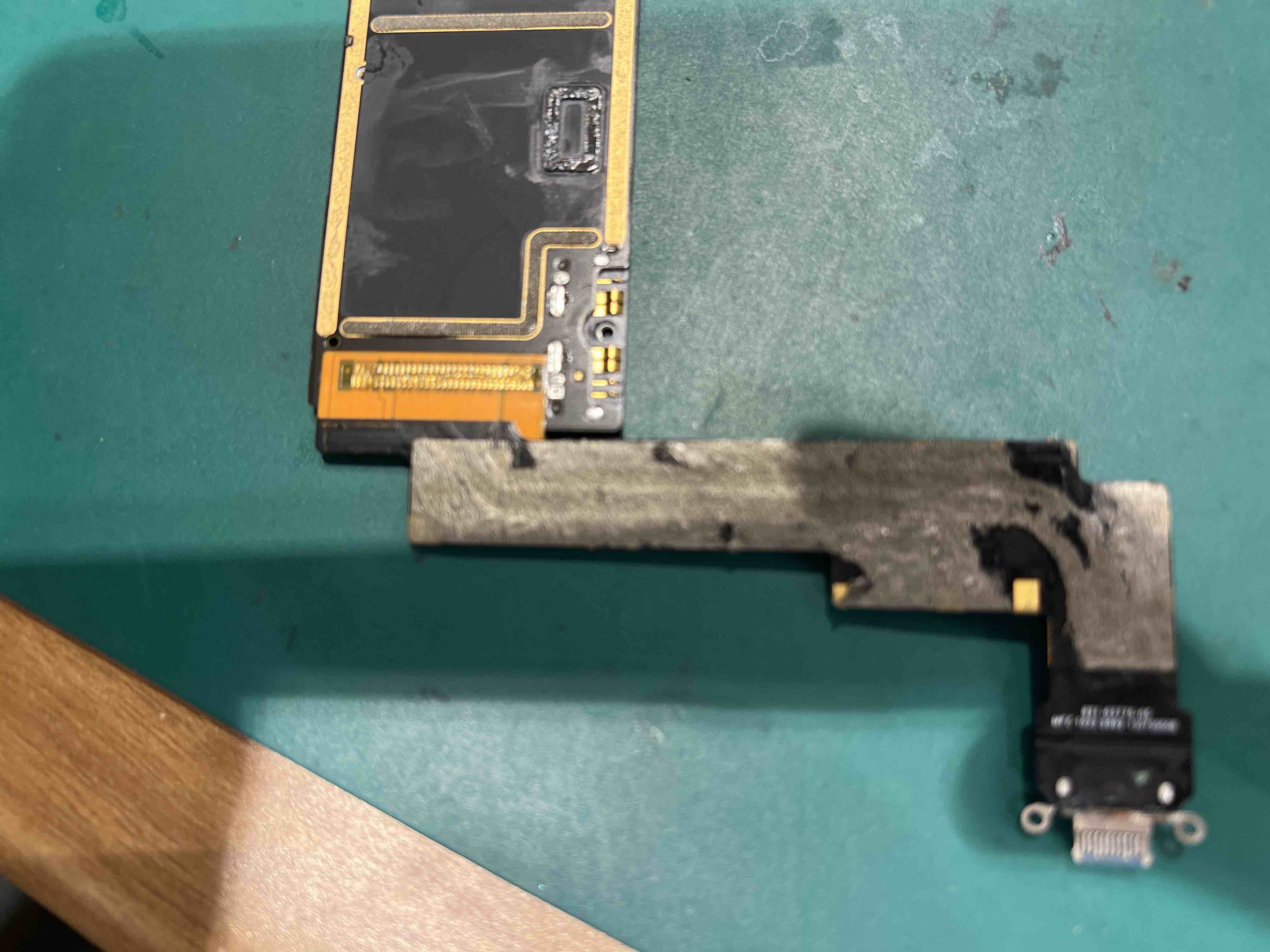 【五反田よりご来店】iPad Air 5の充電不良修理をご依頼いただきました！